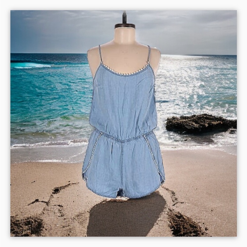 Garage Beautiful Pom Pom Trim detailed Tencel Romper - NWOT- Sz Sm 💙☀️​​ - Picture 5 of 12